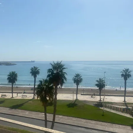 Moderno Y Completo Frente Al Mar Malaga